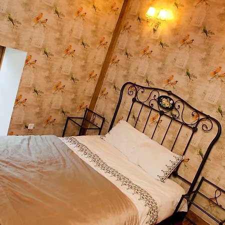 Linnumaja Holiday home Uulu