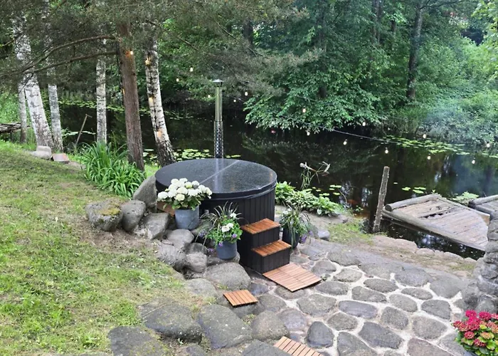 Linnumaja Ferienhaus Uulu