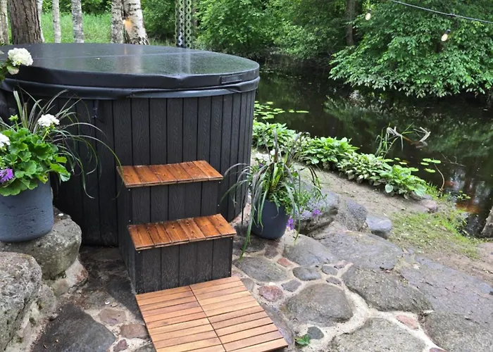 Linnumaja Ferienhaus Uulu